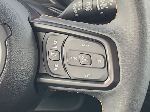 Used 2024 Jeep Wrangler Unlimited Sport AWD/4WD image 13