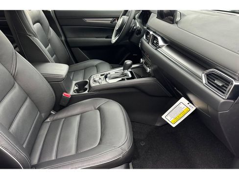New 2025 MAZDA CX-5 AWD 2.5 S w/ Premium Plus Pkg image 16