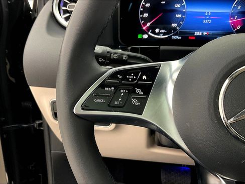 Certified 2026 Mercedes-Benz GLA 250 4MATIC image 11