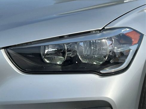 Used 2021 BMW X1 xDrive28i w/ Convenience Package AWD/4WD image 25