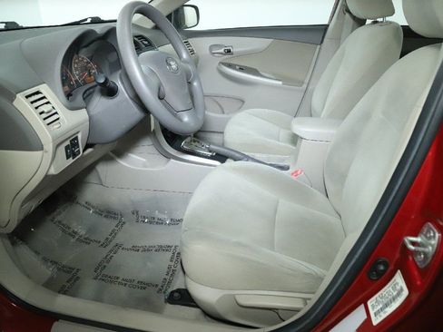 Used 2010 Toyota Corolla LE image 22