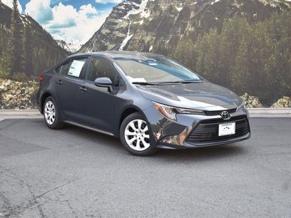 New 2025 Toyota Corolla LE
