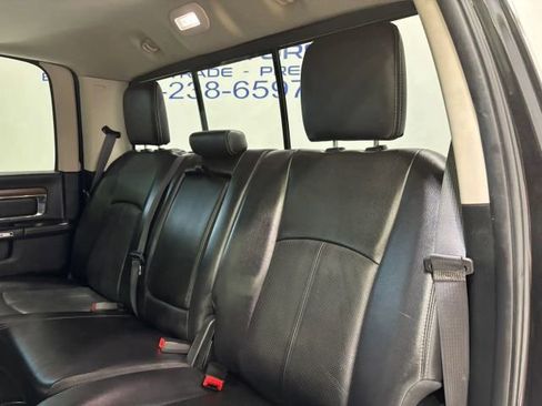 Used 2017 RAM 1500 Laramie w/ Convenience Group AWD/4WD image 22