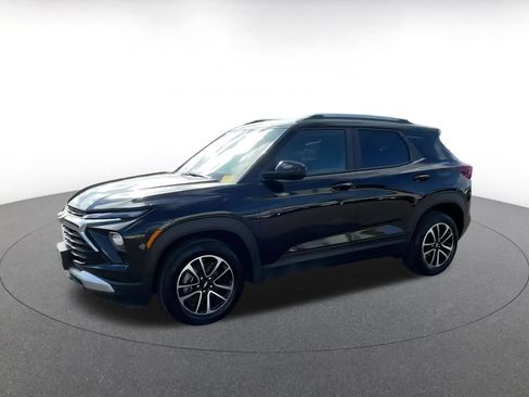 Used 2025 Chevrolet TrailBlazer LT image 8