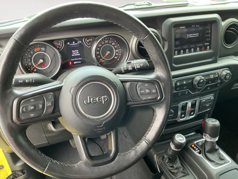Used 2023 Jeep Wrangler Sport AWD/4WD image 12