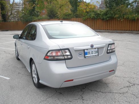 Used 2008 Saab 9-3 2.0T w/ Premium Package image 8
