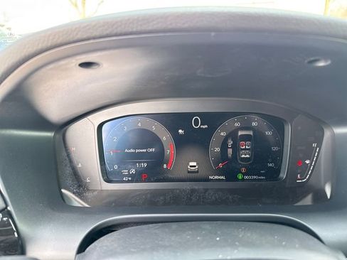 Certified 2025 Acura ADX A-Spec image 18