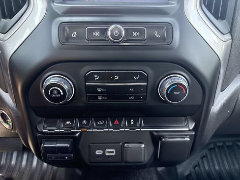 Used 2024 Chevrolet Silverado 1500 W/T w/ WT Value Package AWD/4WD image 18