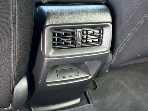 Used 2024 Honda CR-V LX image 11