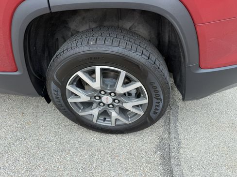 Certified 2021 GMC Acadia SLE w/ Driver Convenience Package AWD/4WD image 15