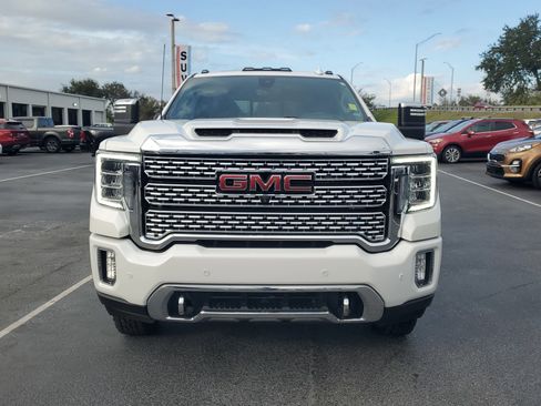Used 2023 GMC Sierra 3500 Denali w/ Technology Package image 2