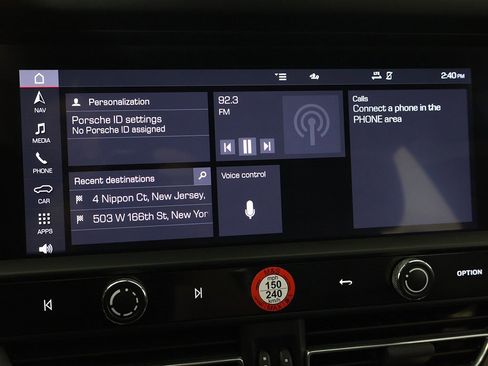 Used 2022 Porsche Macan Base image 51