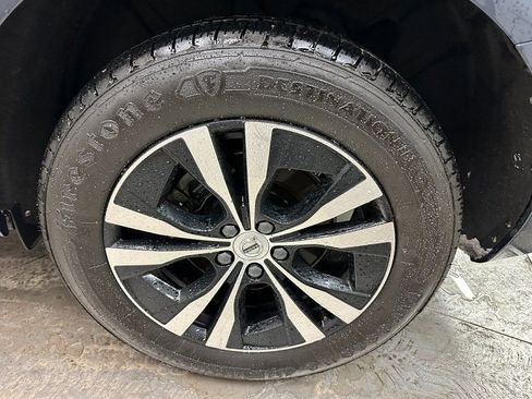 Used 2024 Volvo XC60 B5 Core image 37