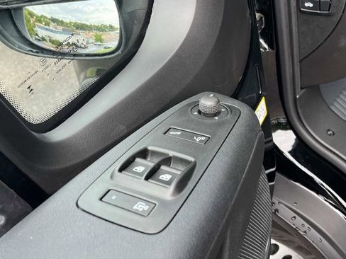 New 2026 RAM ProMaster 2500 w/ Premium Convenience Group image 15