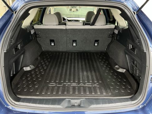 Used 2022 Subaru Outback Premium image 29