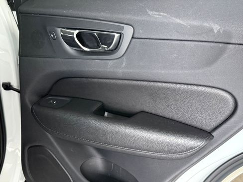 Used 2019 Volvo XC60 T5 Inscription w/ Protection Package Premier image 39