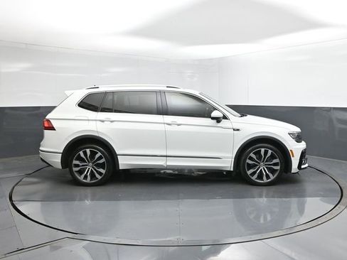 Used 2019 Volkswagen Tiguan SEL Premium R-Line image 15