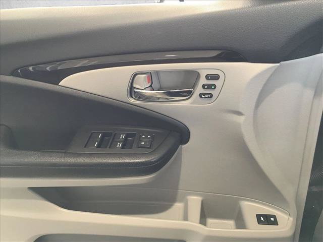 Used 2019 Honda Pilot Touring image 12