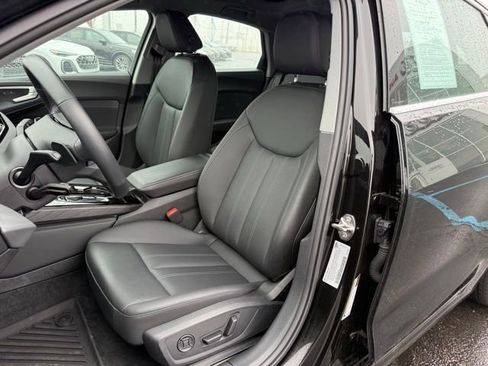 Used 2025 Audi A5 2.0T Premium w/ Convenience Package image 12