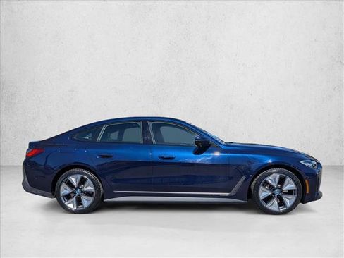 Used 2023 BMW i4 eDrive35 RWD image 4