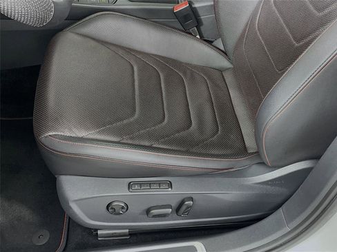 Used 2022 Volkswagen Jetta GLI Autobahn image 23