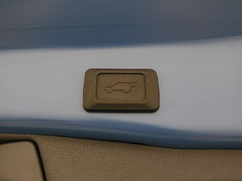 Used 2023 Toyota RAV4 TRD Off-Road AWD/4WD image 13