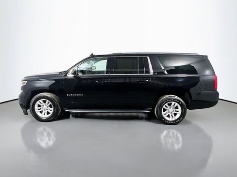 Used 2019 Chevrolet Suburban LT image 8