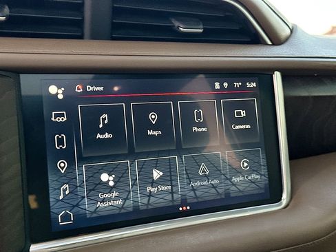 Used 2023 GMC Yukon Denali image 13