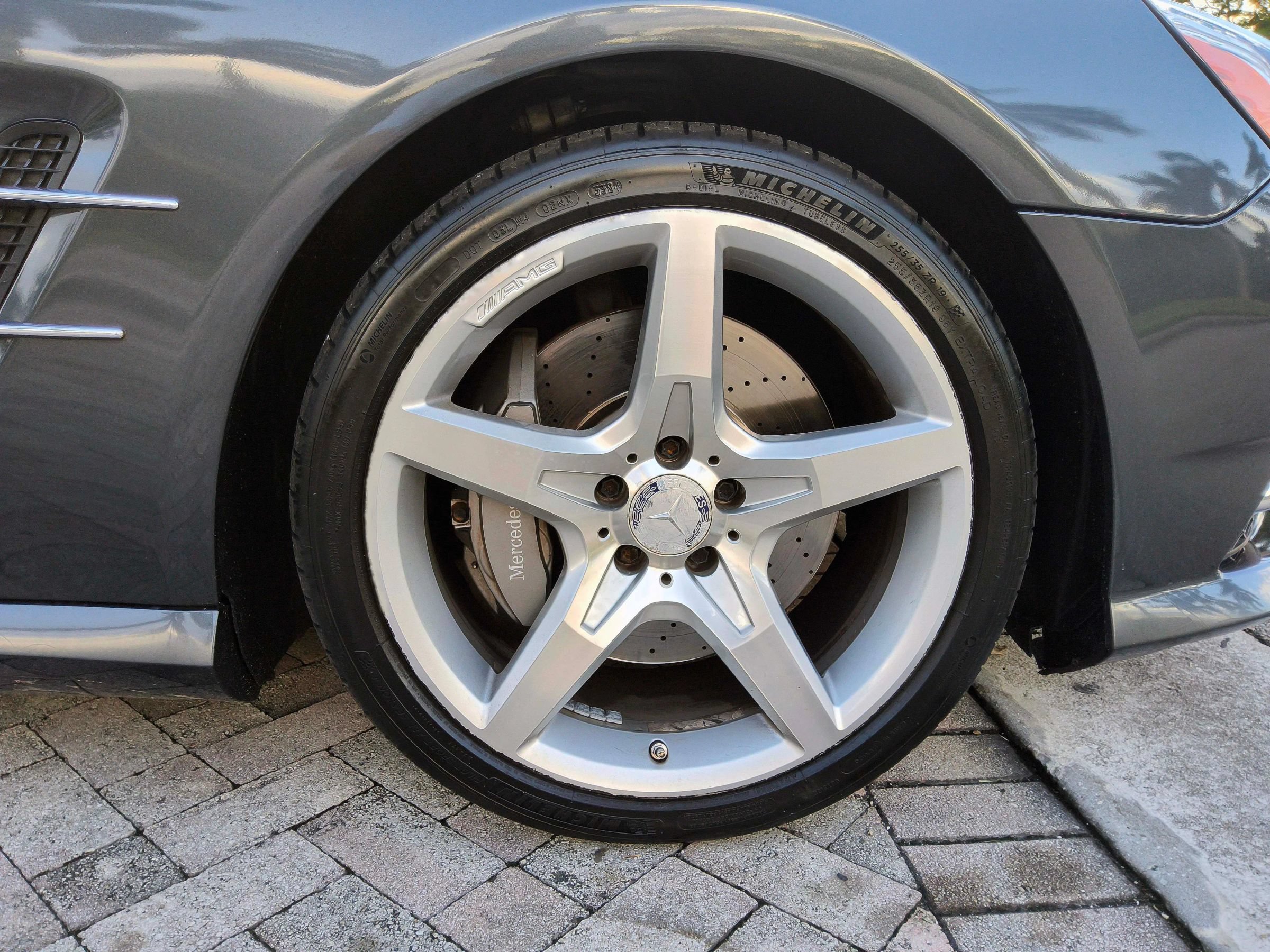 Used 2014 Mercedes-Benz SL 550 image 53