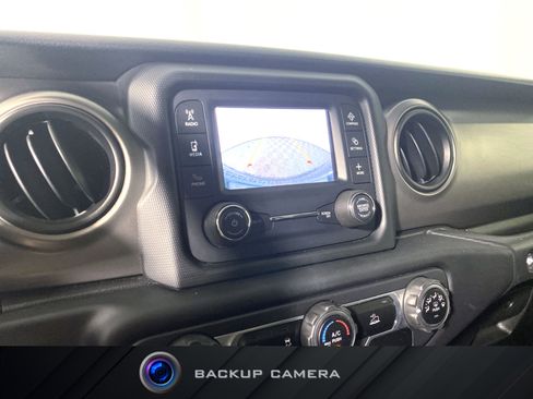 Used 2021 Jeep Wrangler Sport AWD/4WD image 2