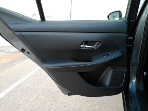 Used 2021 Nissan Sentra SV w/ Trunk Package FWD image 15