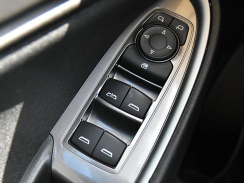 Used 2024 Chevrolet Malibu LT FWD image 31