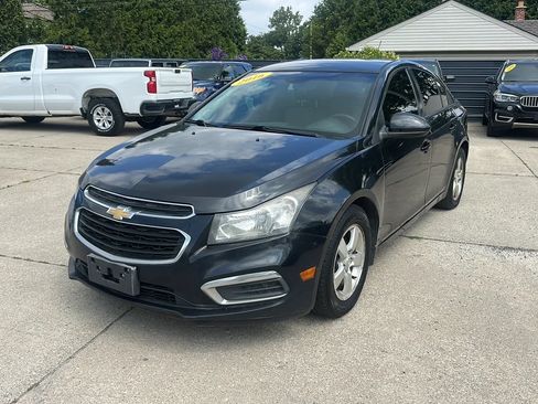 Used 2016 Chevrolet Cruze LS FWD image 1