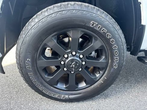 Certified 2025 RAM 2500 Big Horn AWD/4WD image 9
