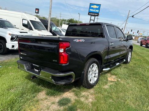 Used 2022 Chevrolet Silverado 1500 LTZ AWD/4WD image 3
