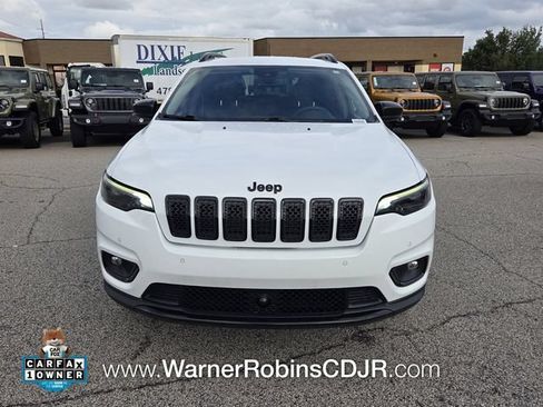 Used 2023 Jeep Cherokee Altitude Lux AWD/4WD image 2