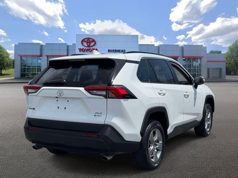Certified 2025 Toyota RAV4 XLE AWD/4WD image 7