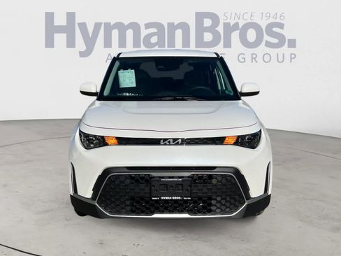 New 2025 Kia Soul LX image 9