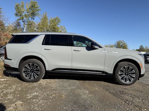 New 2026 Cadillac Escalade IQL Luxury image 4