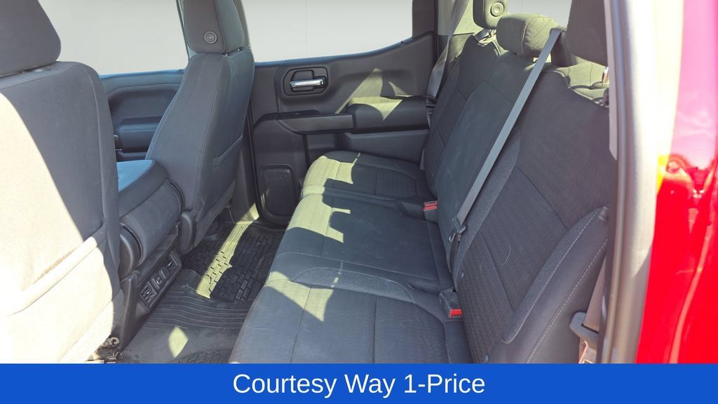 Used 2021 Chevrolet Silverado 1500 LT w/ Bed Protection Package AWD/4WD image 13