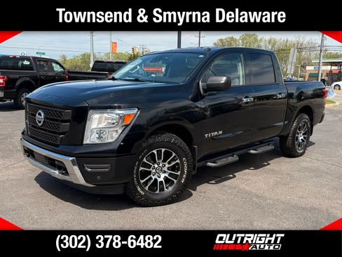 Used 2021 Nissan Titan SV w/ SV Convenience Package AWD/4WD image 1