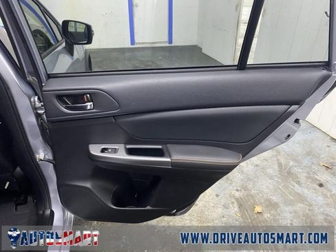 Used 2017 Subaru Crosstrek 2.0i Limited image 17