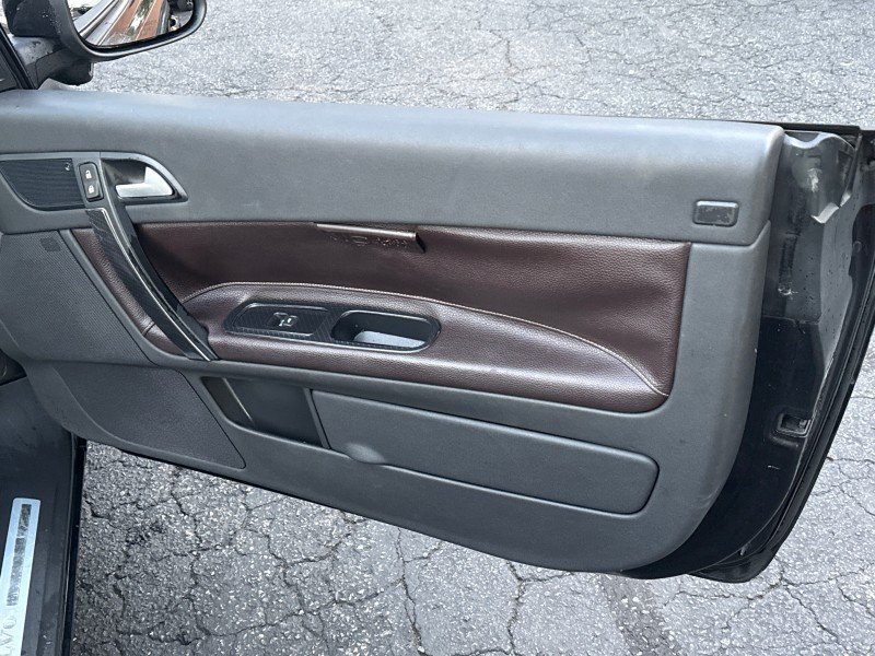Used 2011 Volvo C70 T5 w/ Convenience Pkg FWD image 14