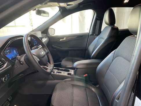Used 2023 Ford Escape ST-Line Select w/ Tech Pack #2 AWD/4WD image 19