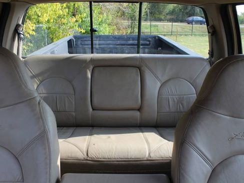 Used 2000 Ford F350 Lariat image 25