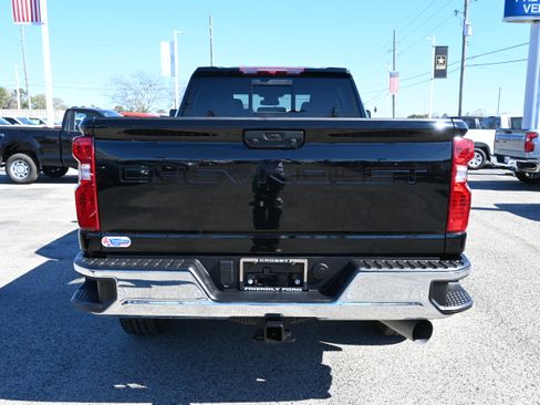 Used 2025 Chevrolet Silverado 2500 LT w/ Texas Edition image 3