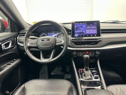 Used 2022 Jeep Compass Limited AWD/4WD image 27