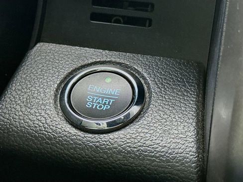 Used 2018 Ford Expedition Max XLT w/ Equipment Group 202A image 18