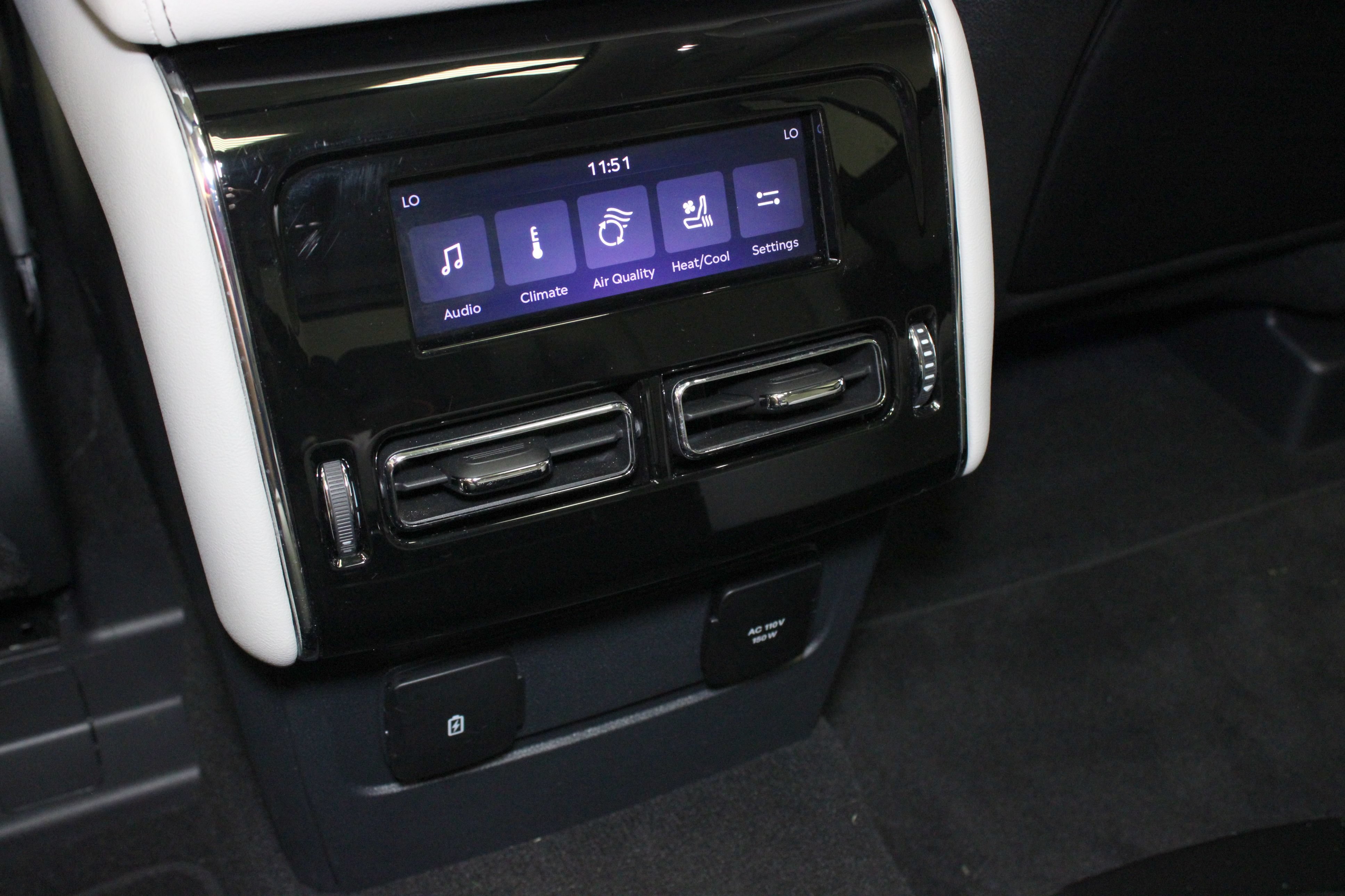 Used 2025 Lincoln Aviator Reserve w/ Luxury Package RWD image 20