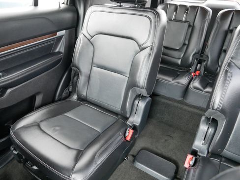 Used 2017 Ford Explorer Limited AWD/4WD image 12